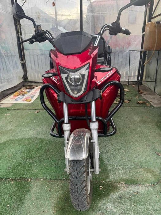 Vand triciclu electric