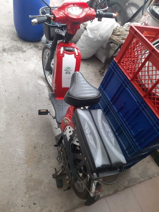 Vand scuter electric