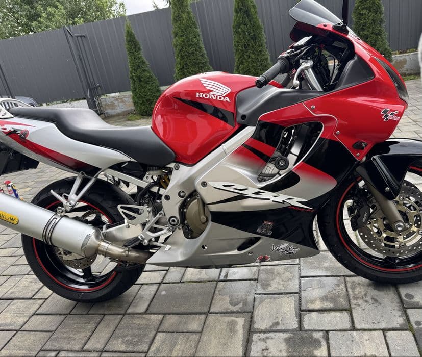 Honda CBR 600F4i