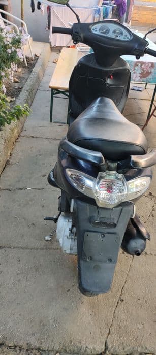 Vând scutere Piaggio Fly 4timpi