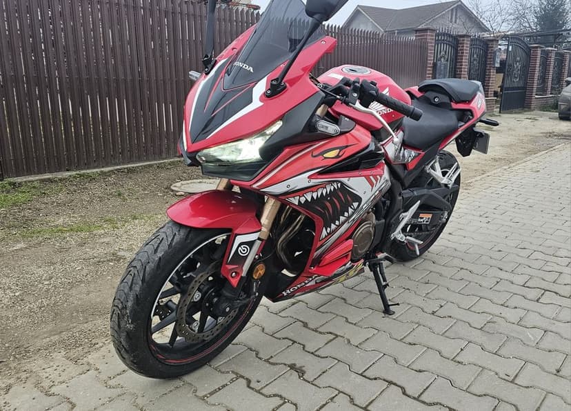 Honda CBR500R  2022