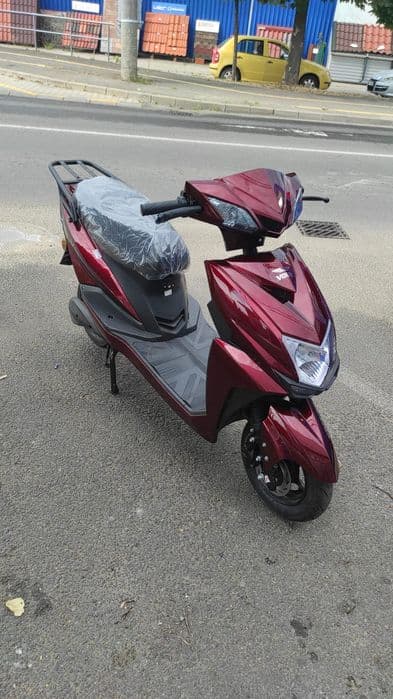 Scuter electric aproape nou