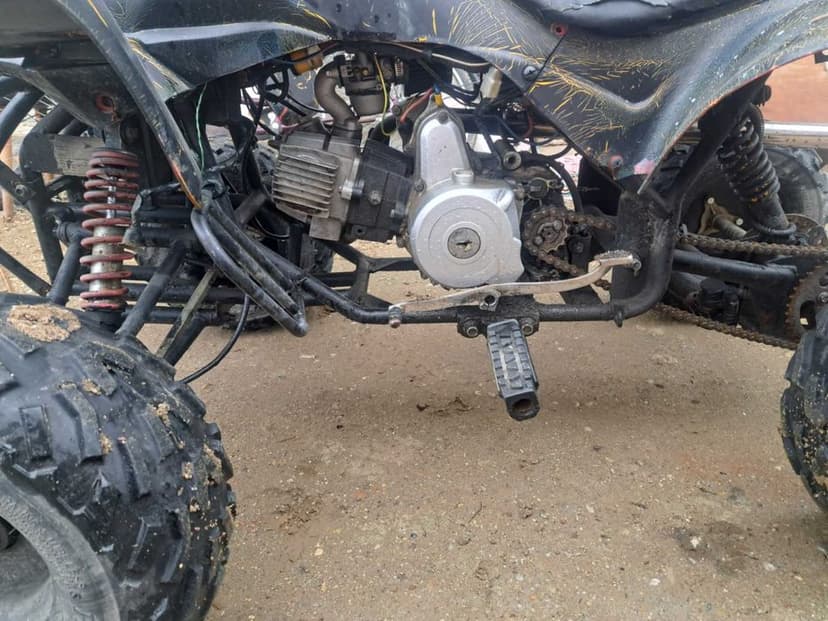 Atv 125cc pentru piese sau de refacut