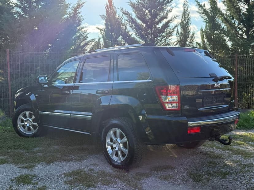 Jeep Grand Cherokee WK OVERLAND