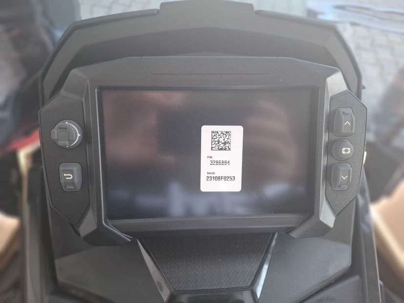 Snowmobil Polaris Switchback Assault 146- NOU!- rulaj 0 km