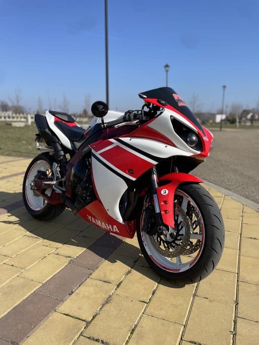 Yamaha YZF-R1 RN22,Model Big-Bang,Proprietar,Schimb cu Auto,Enduro