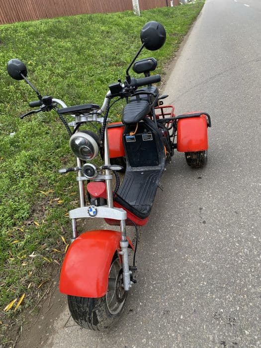 Vând triciclu electric