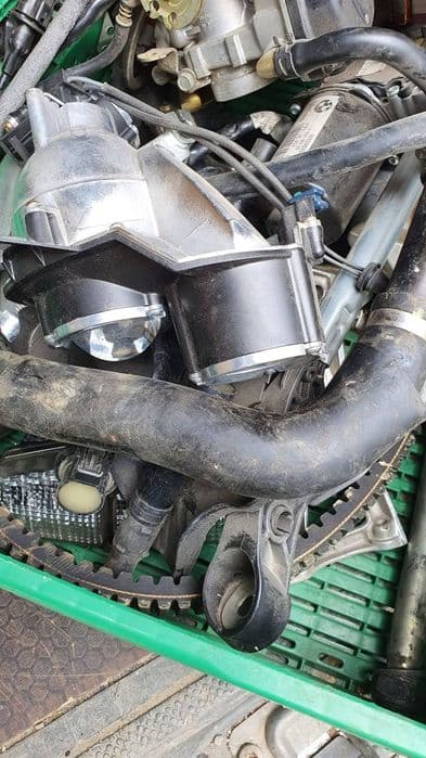 Dezmembrez yamaha r6 carburație motocicleta speed moto piese