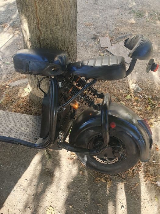 Scuter electric în stare bună