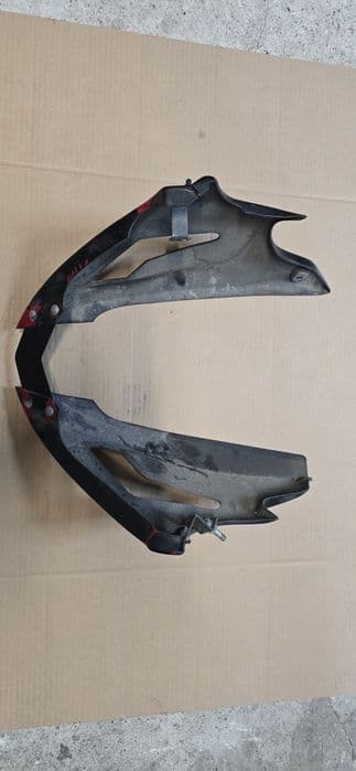 Bug Spoiler yamaha Fz6 2005