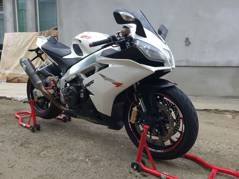 Vand Aprilia Rsv4 ,1000cc ,180cp