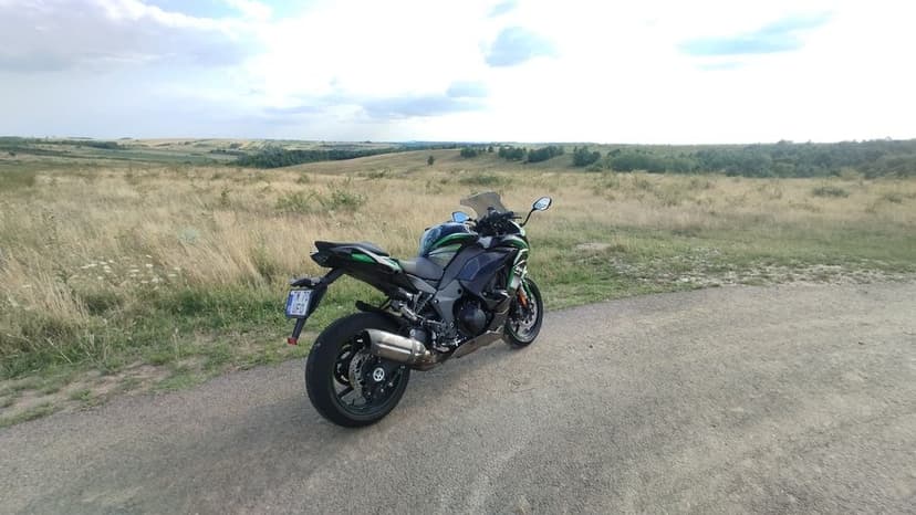 Kawasaki ninja 1000 sx an fabricație 2021