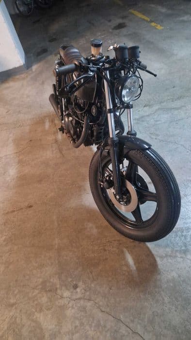 Honda CB400N cafe racer 1980