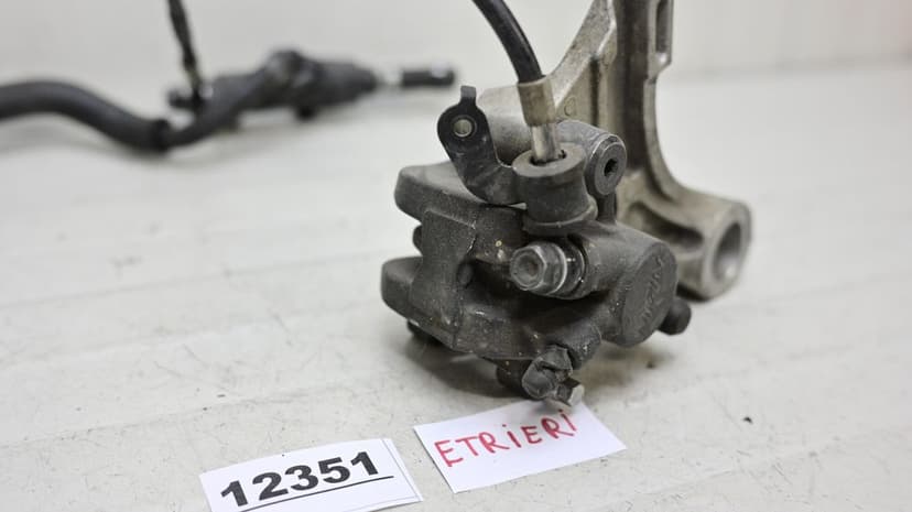 Etrier Frana Spate Cu Pompa Rezervor Si Furtun Honda CBR600RR