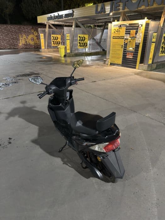 Scuter Electric 1500W 20Ah cu acumulator Plumb Gel