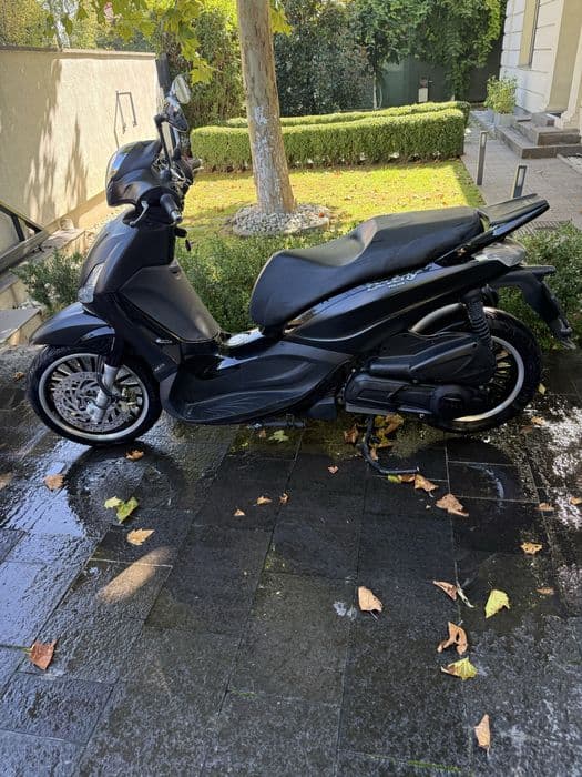 Piaggio Beverly Police