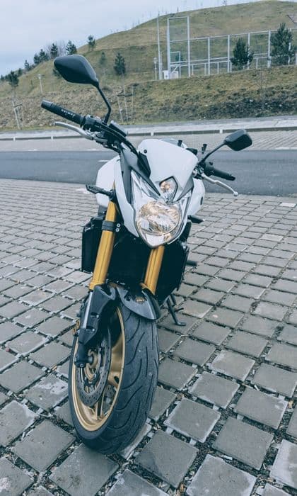 Motocicleta Yamaha FZ8