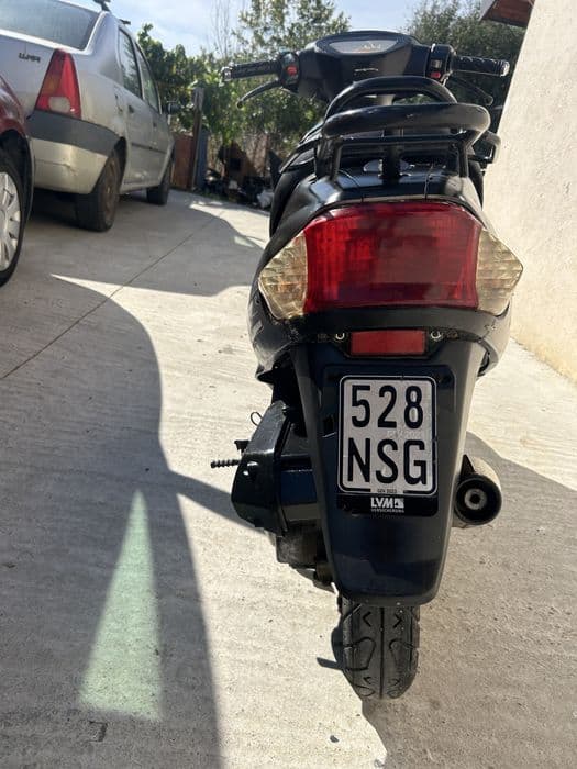 Vand scuter functional 4t