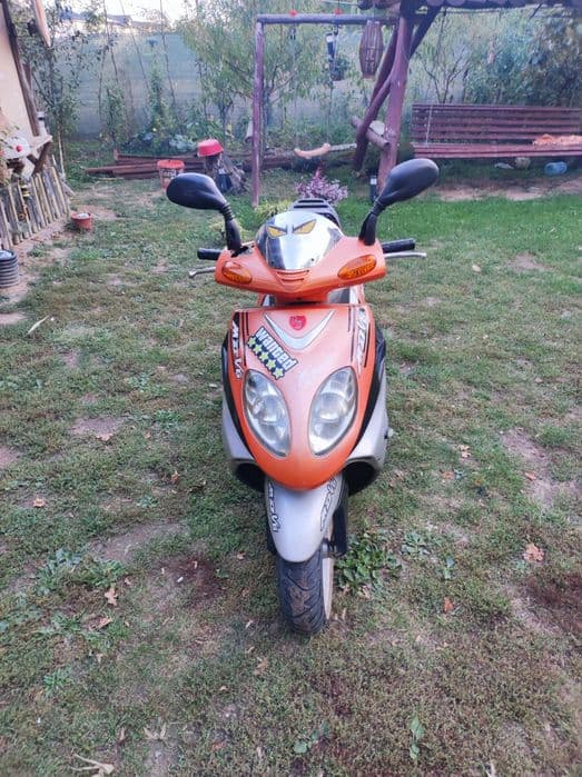 De vânzare scuter 49 cm3