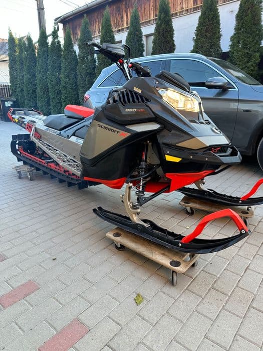 Snowmobil Ski Doo Summit X TURBO 850 E-TEC SHOT 2022