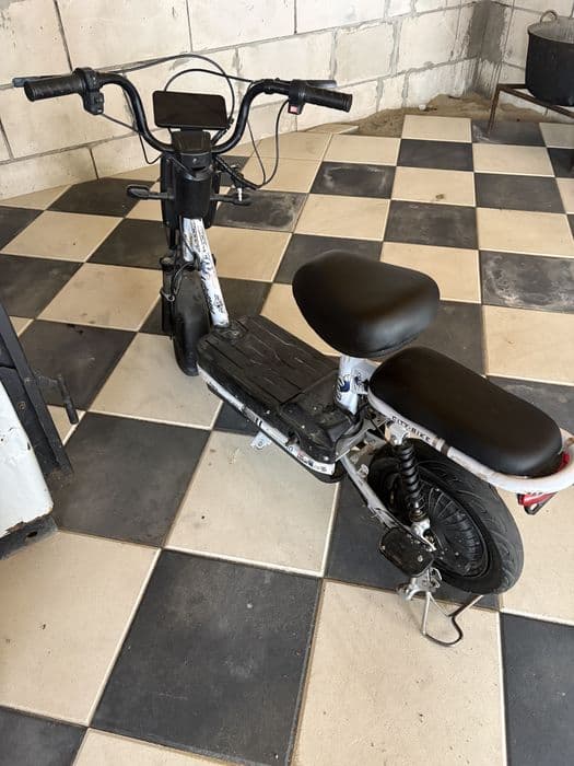 Scouter electric iBike