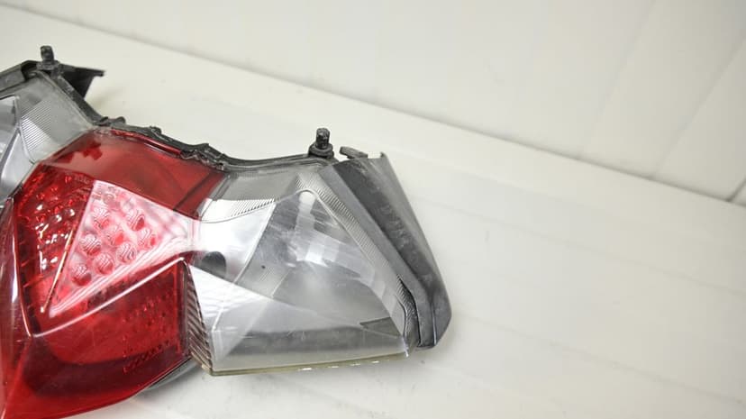 Honda VFR1200F 2010 Stop frana spate