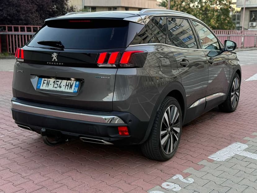 Peugeot 3008. 4X4. 300 Cp. Plug-In Hybrid.