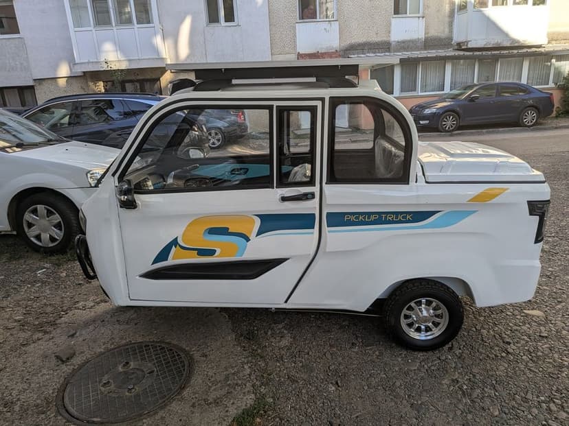 Triciclu electric Ishu fara permis