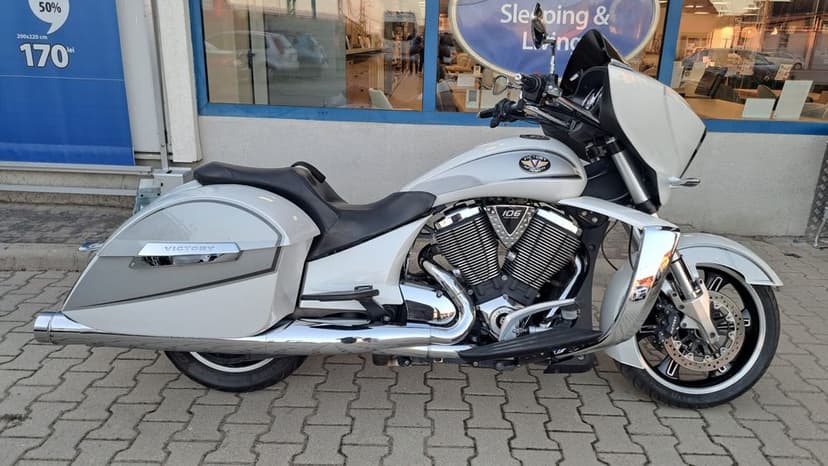 Vand Victory Cross Country // 2012 // Recent adusa