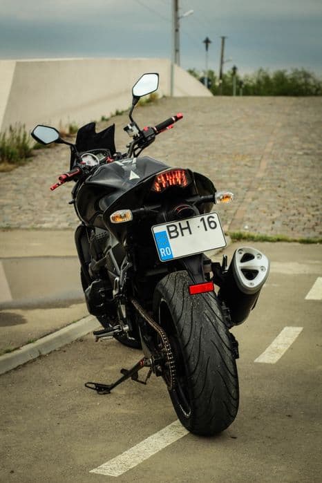 Vand sau schimb Motocicleta Kawasaki Z750 Naked