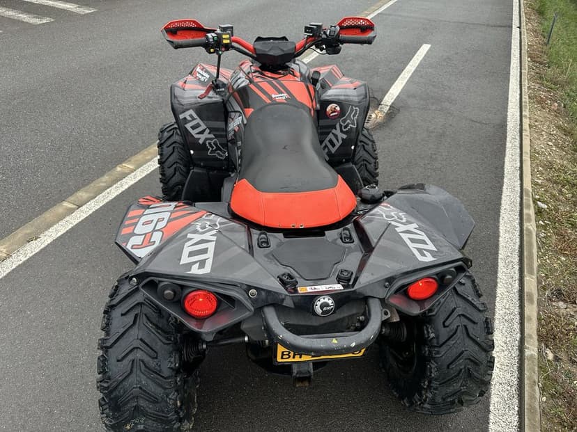 Atv can am renegade 1000r