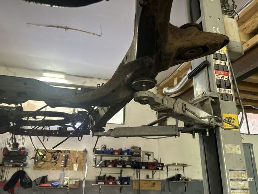 Sasiu Toyota Land Cruiser J12 3.0 D - 4D 2003 2002 - 2010 SUV (1305)