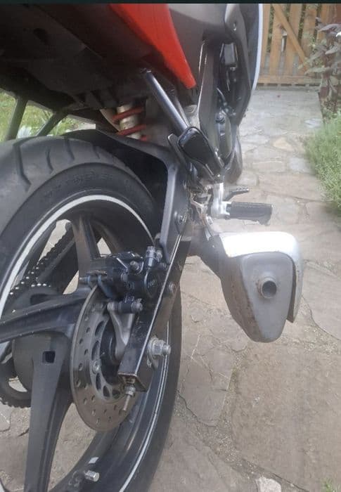 Motocicleta HONDA CBR 125