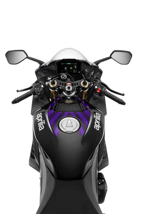 Motocicleta Aprilia RSV4 Factory 2026 - Cea mai puternica motocicleta in productie pentru uz stradal