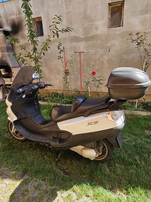 Piaggio x9 evolution