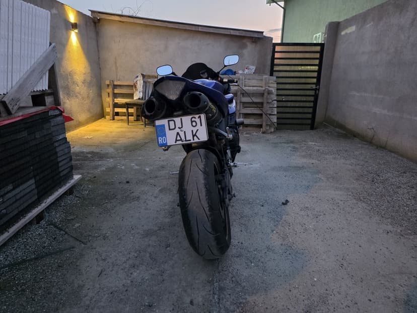 R1-2006- proprietar de 4 ani- revizie totala facuta