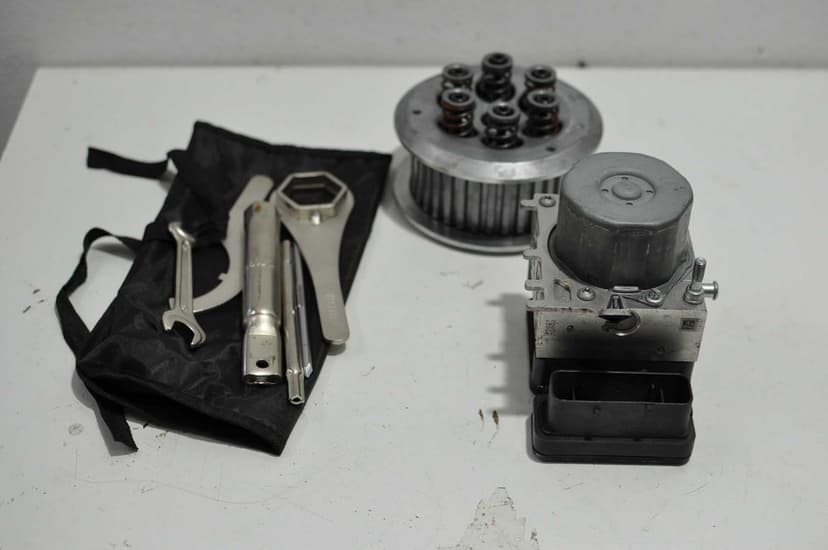 Sa aripa  scarite BMW S1000RR prima generatie