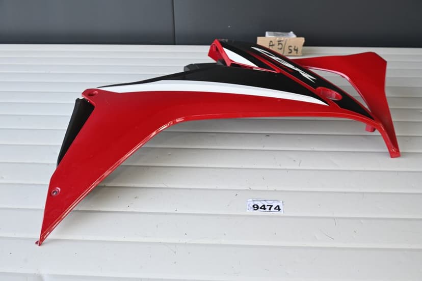 Honda CBR 650 R 21 - 22 Carena dreapta