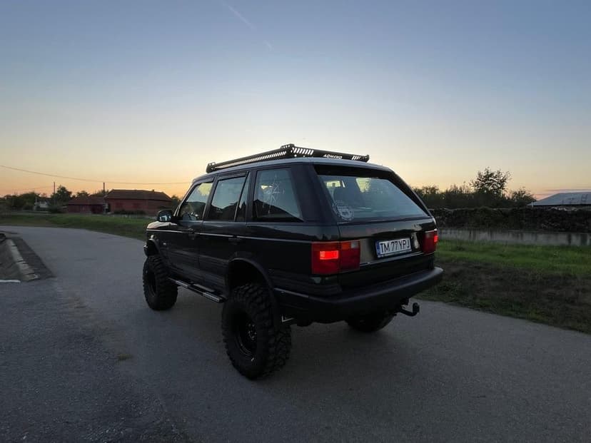 Vand sau Schimb cu buldo excavator sau mini excavator Range ROVER p3