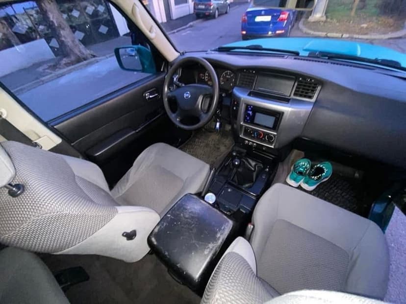 Nissan Patrol Off-Road Y61J GU4 3.0D autoturism 2005 Man5+1 Navi AC