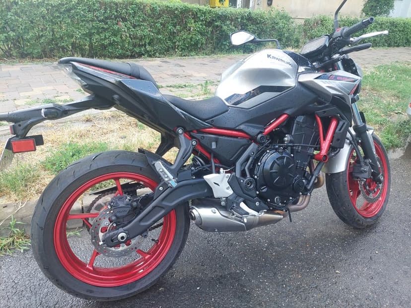 Kawasaki Z650 2023