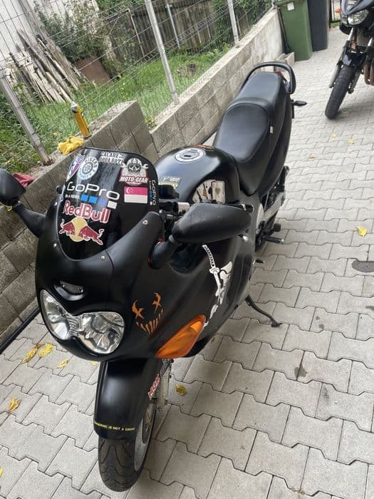 Suzuki GSX 600F Katana – 2001