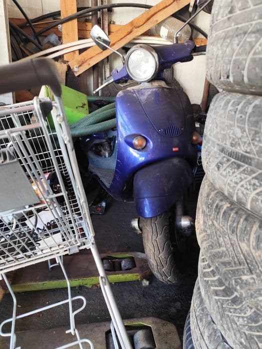 Vând 2 scutere Havana  sau piese din ele