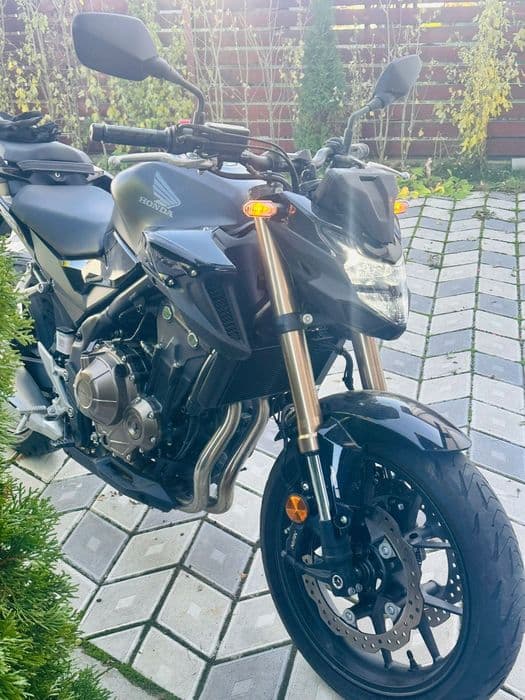 Honda cb 500F an 2022 ..8300 km impecabila pentru pretențioși!!!