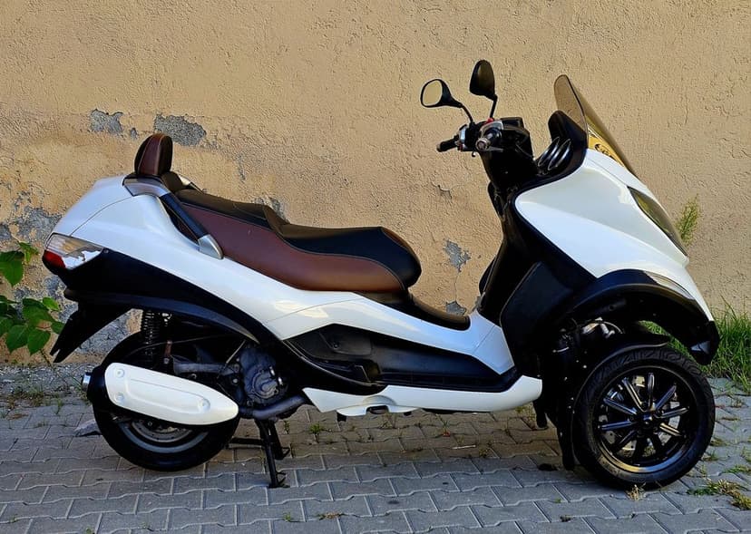 Piaggio MP3 250cm