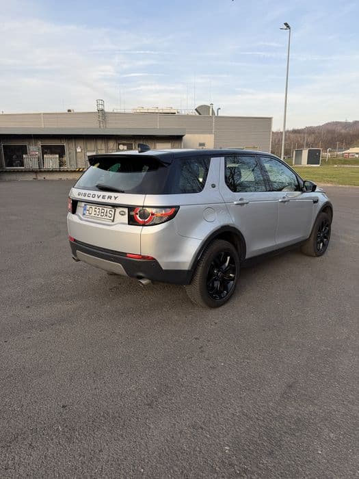 Land rover discovery sport
