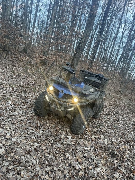 Vând atv cf moto 550L.