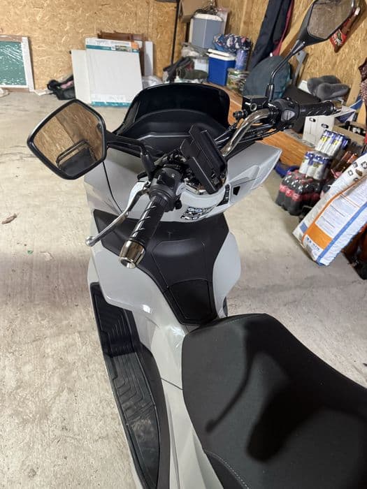 Scuter Honda  pcx 125cm