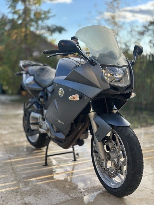 Vand sau schimb cu cross BMW F800 ST