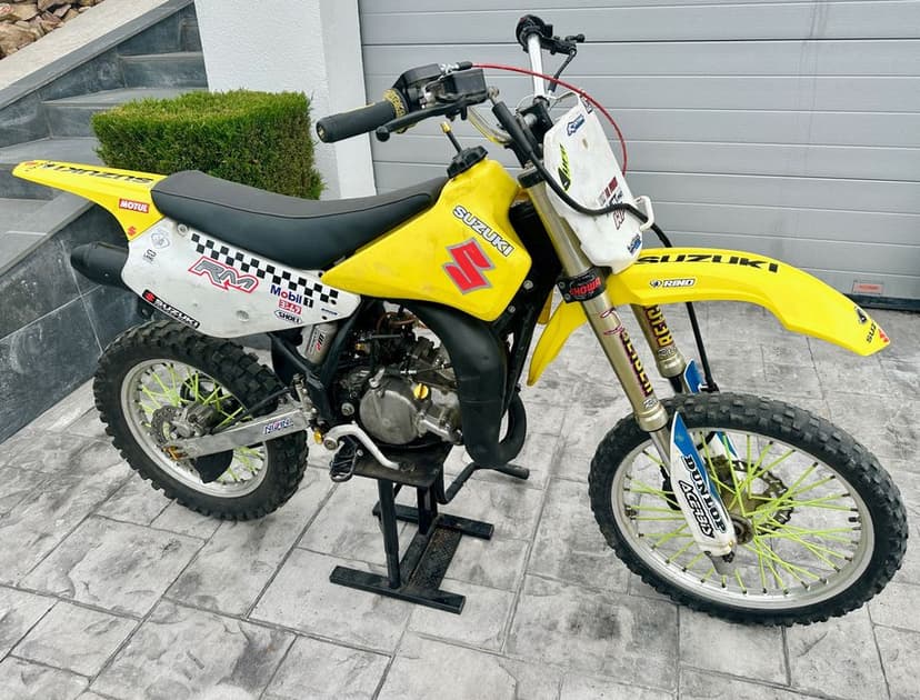 Cross Suzuki RM85L PowerValve